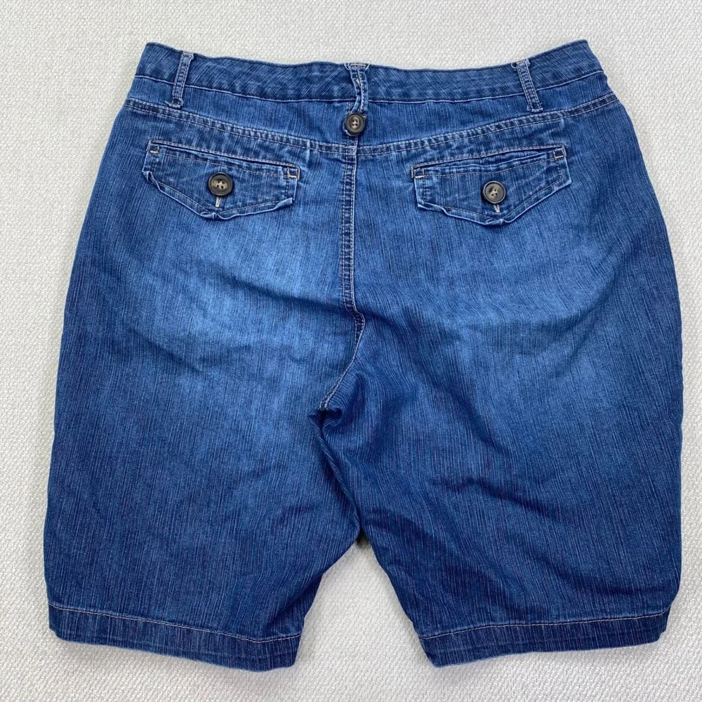 Gloria Vanderbilt Bermuda Shorts Womens 12 Blue Denim Lock Stitch Control DPF2
